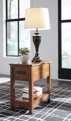 J&M Furniture - Ashley Furniture - Breegin Chairside End Table - Chair Side End Table / Brown - T007-319