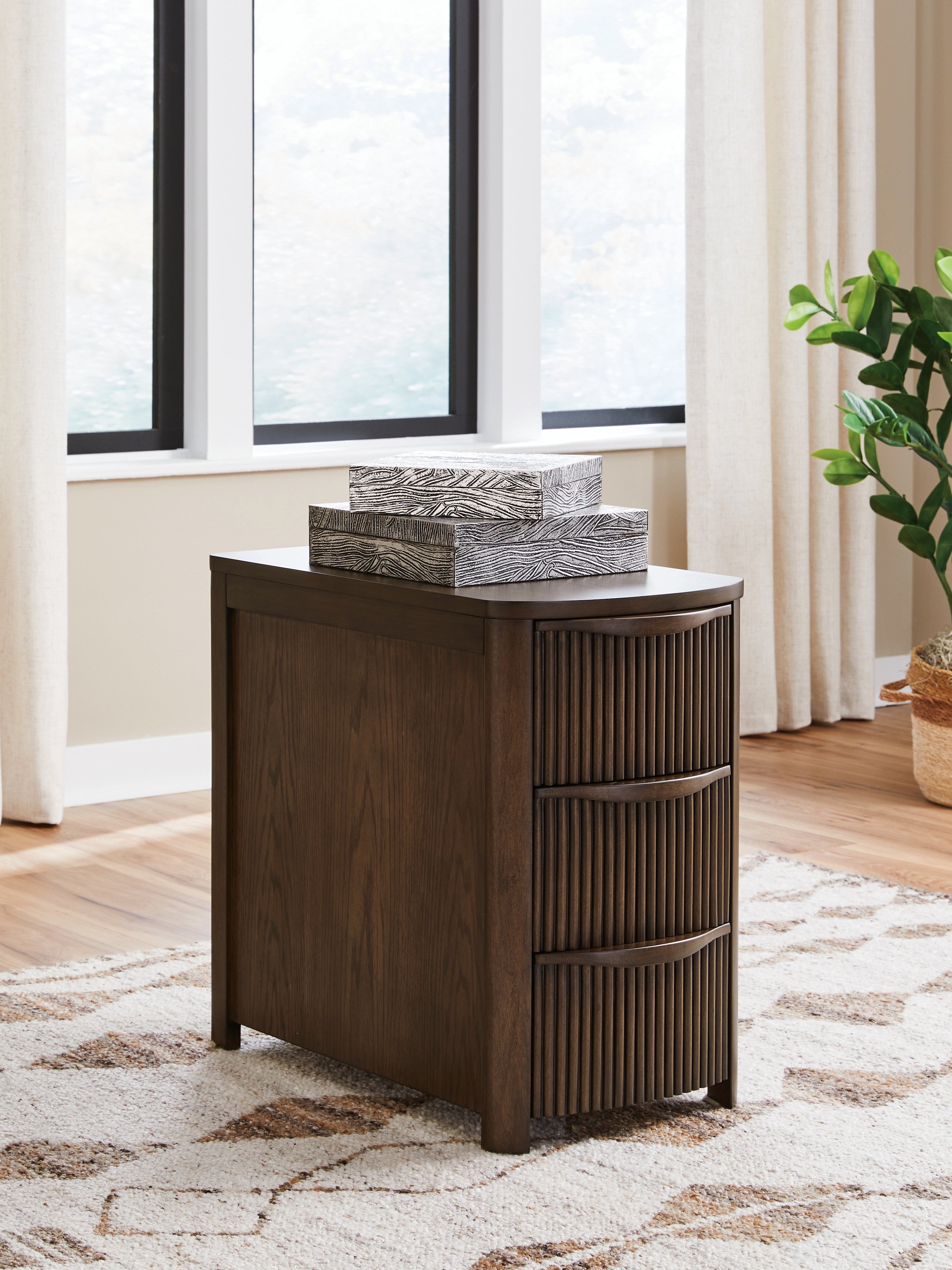 J&M Furniture - Ashley Furniture - Camdill Chairside End Table - Chair Side End Table / Dark Brown - T208-217