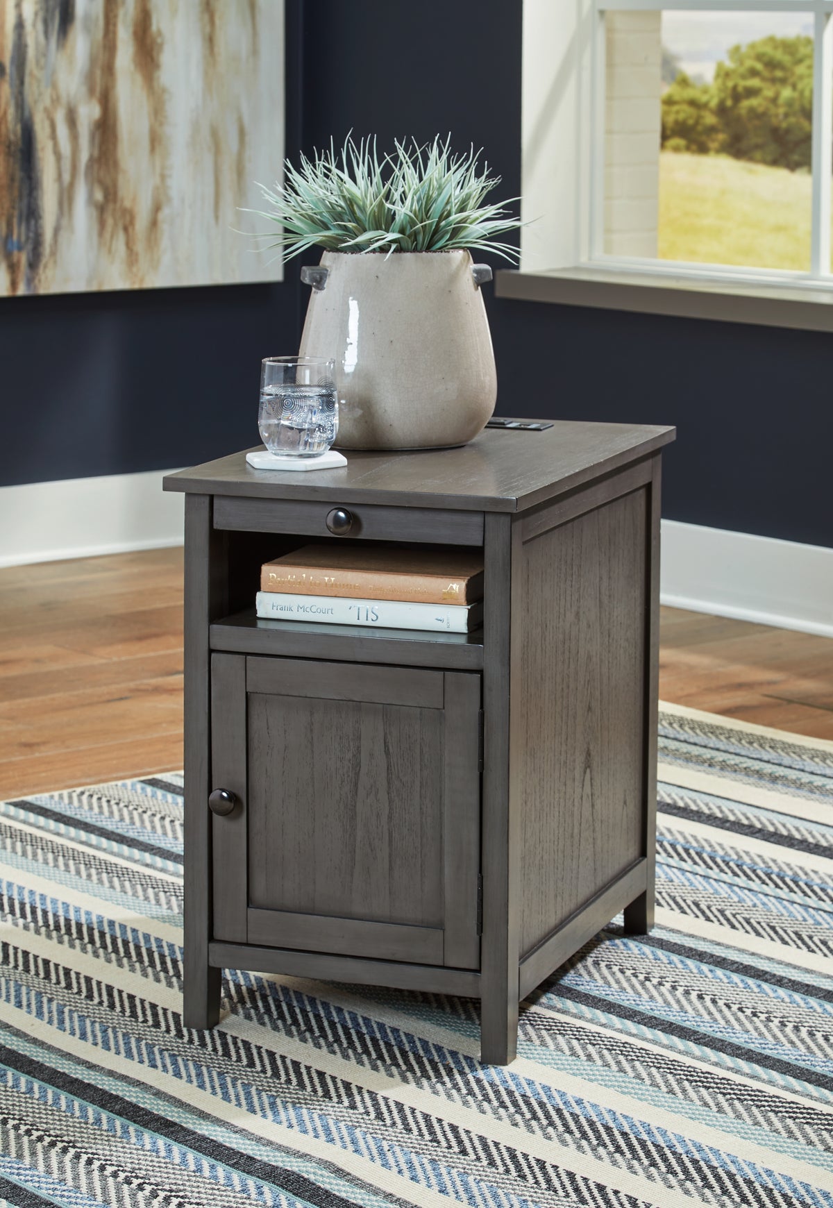 J&M Furniture - Ashley Furniture - Treytown Chairside End Table - Chair Side End Table / Gray - T300-317