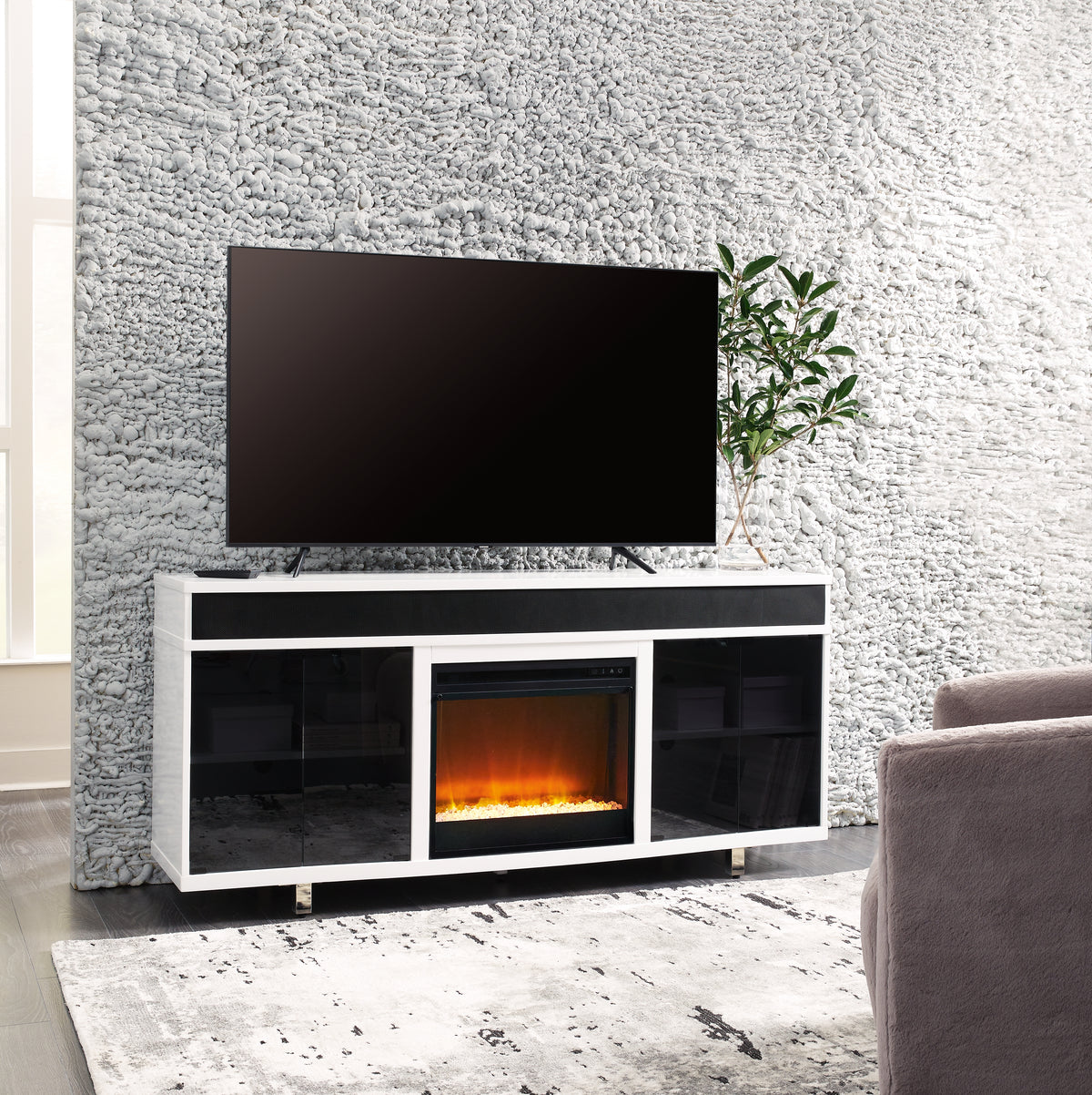 J&M Furniture - Ashley Furniture - Gardoni 72" TV Stand with Electric Fireplace - 72" TV Stand with Electric Fireplace / White/Black - W756W1